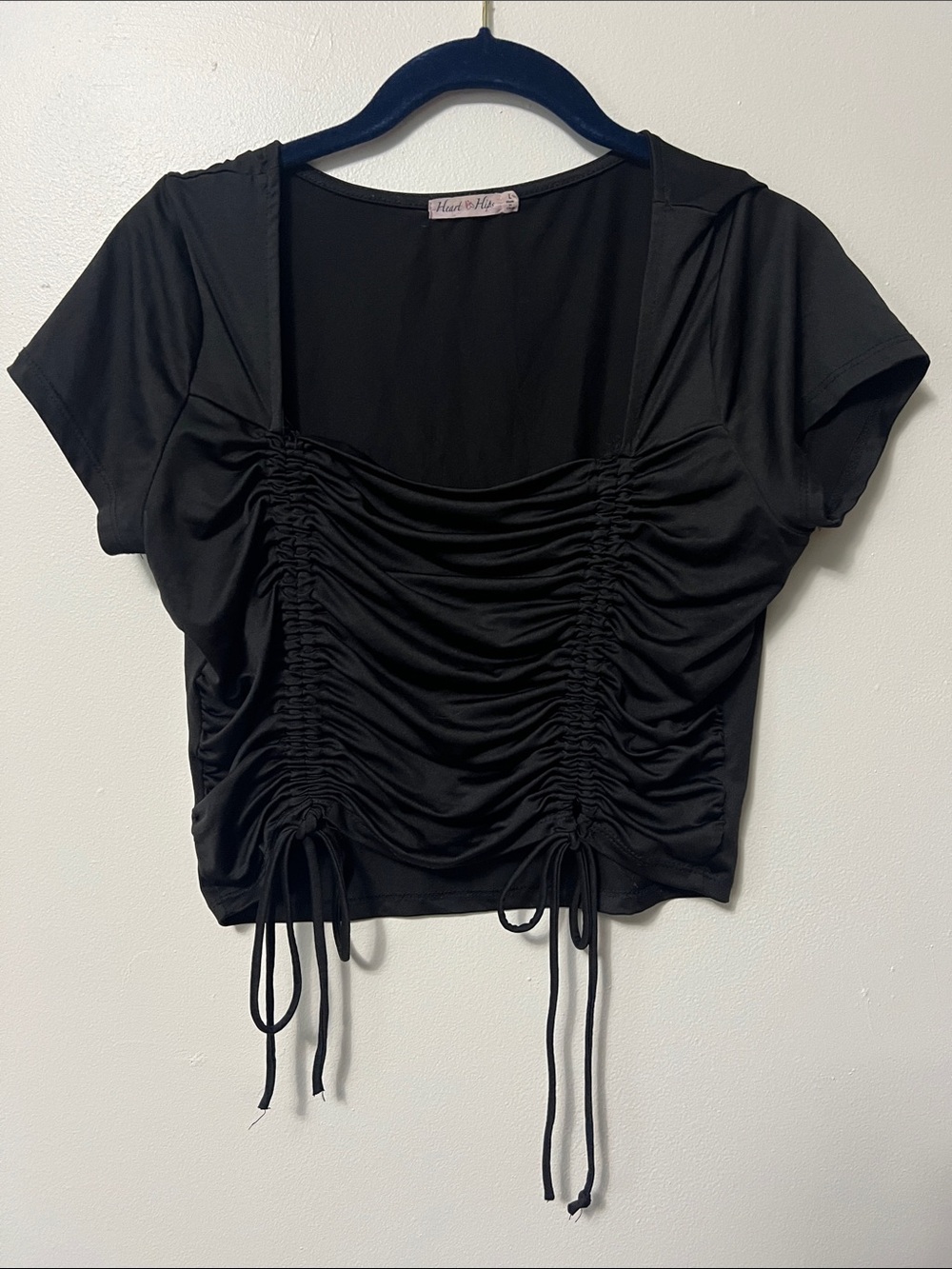 Heart Hips Black Ruched Tie-Front Crop Tee